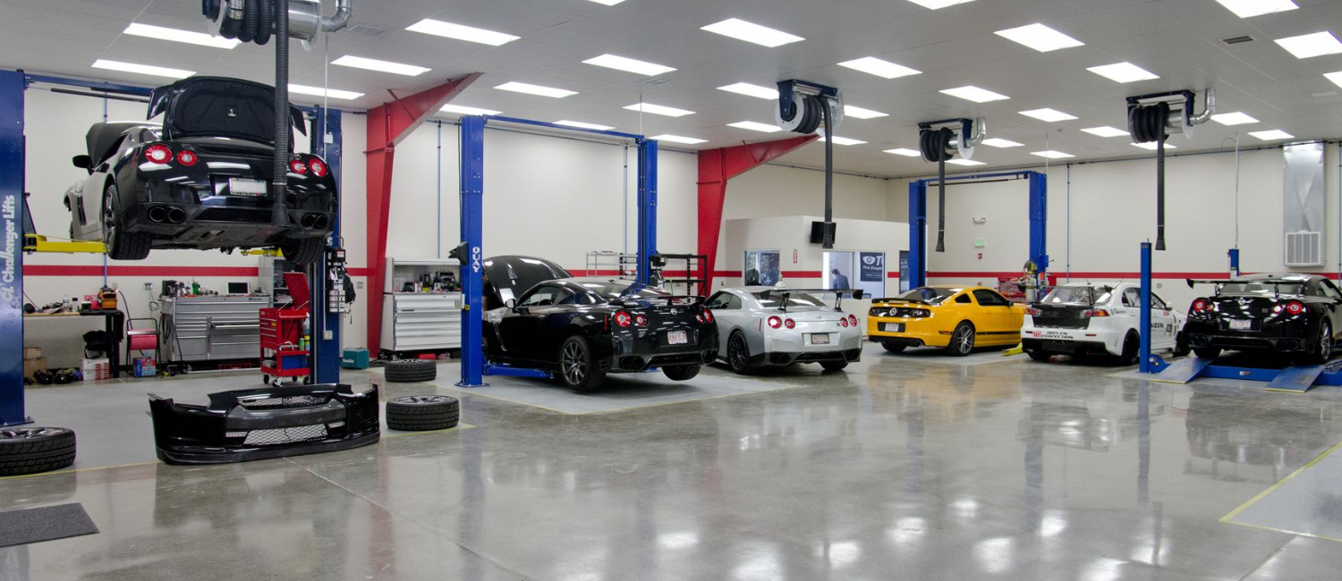 Garage near me in Dubai, Avenue Auto Services car workshop in Al Quoz
