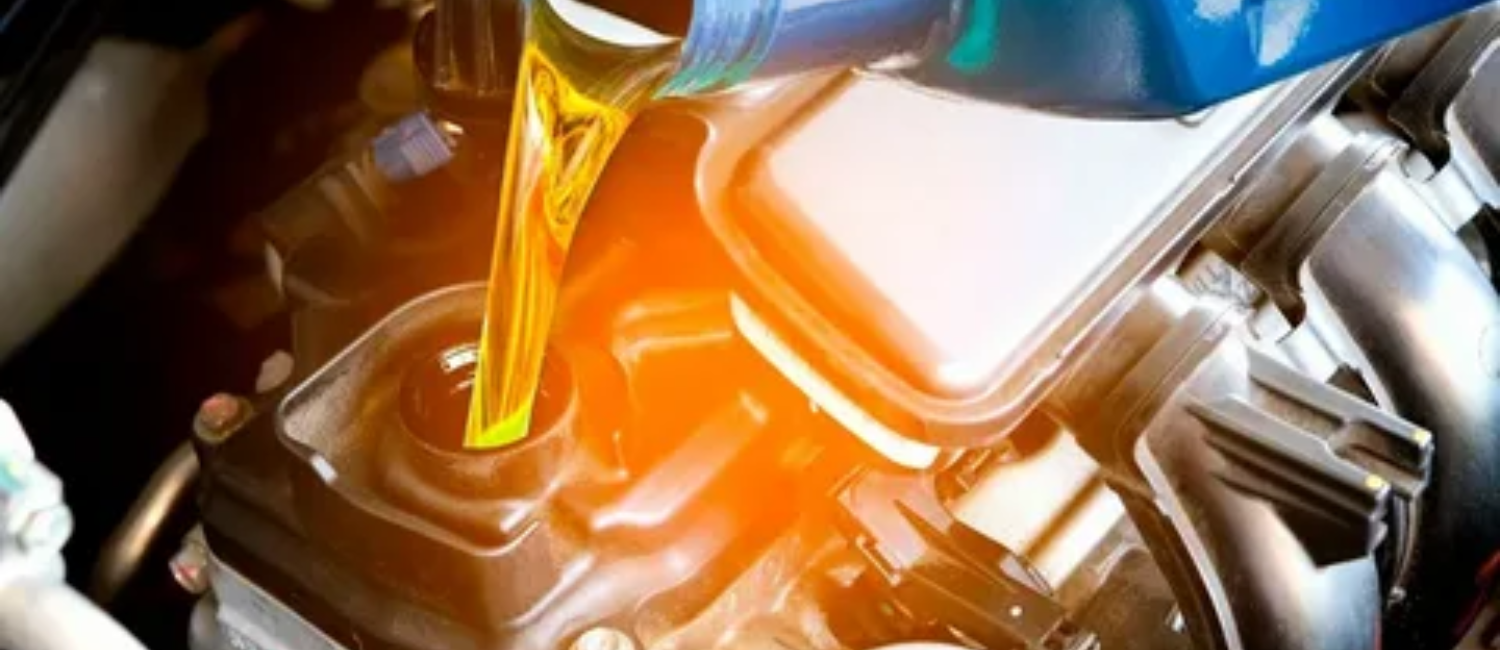 Car oil change service being carried out at our workshop in Al Quoz, Dubai